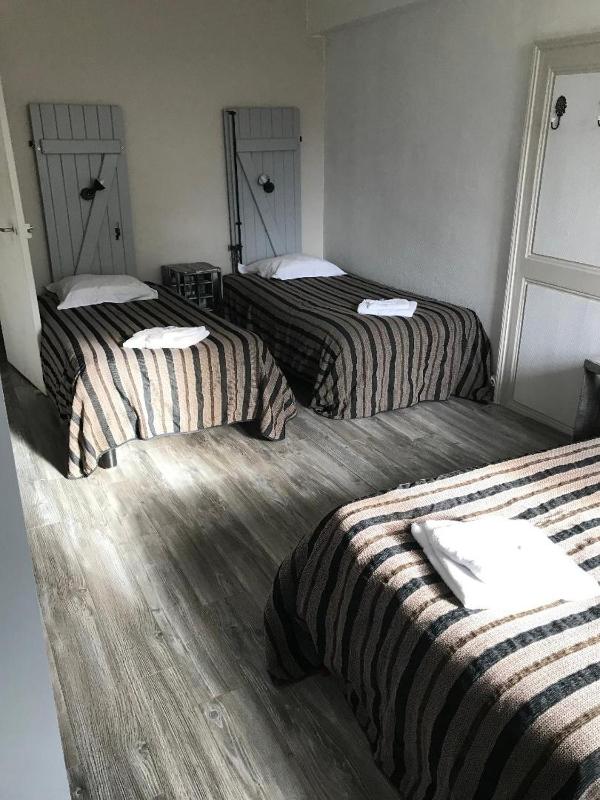 Triple Room image 2