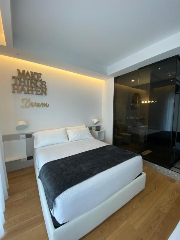 Family Suite with Balcony image 4