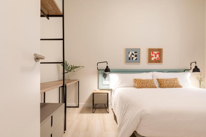 Aspasios Gracia Apartments - image 5