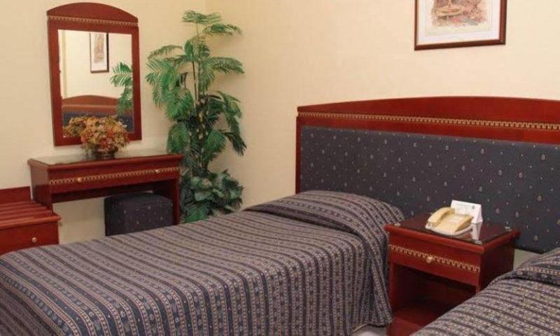 One-Bedroom Apartment image 3