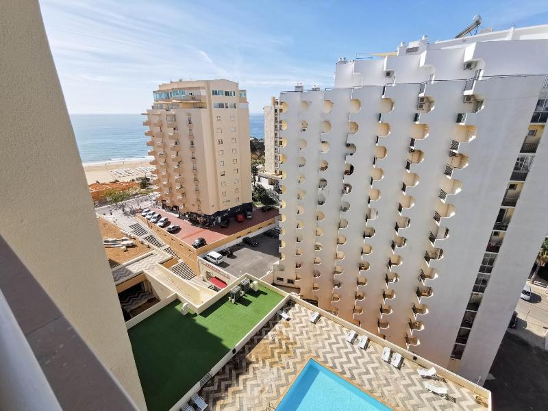Apartment with Balcony image 2