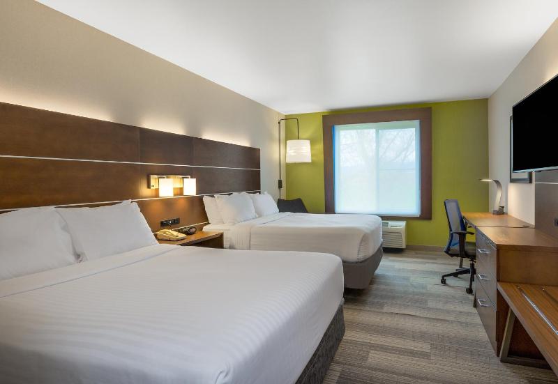 Standard Room image 1