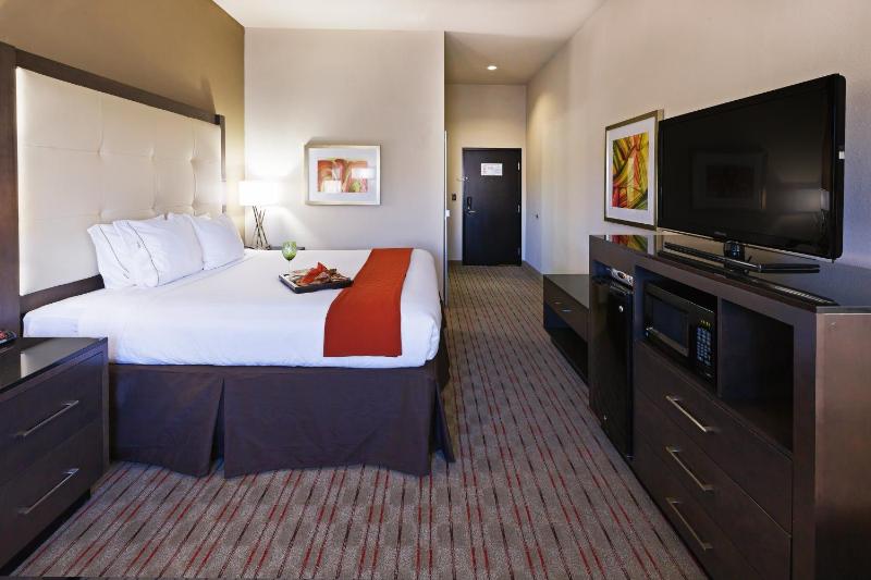 King Room image 1