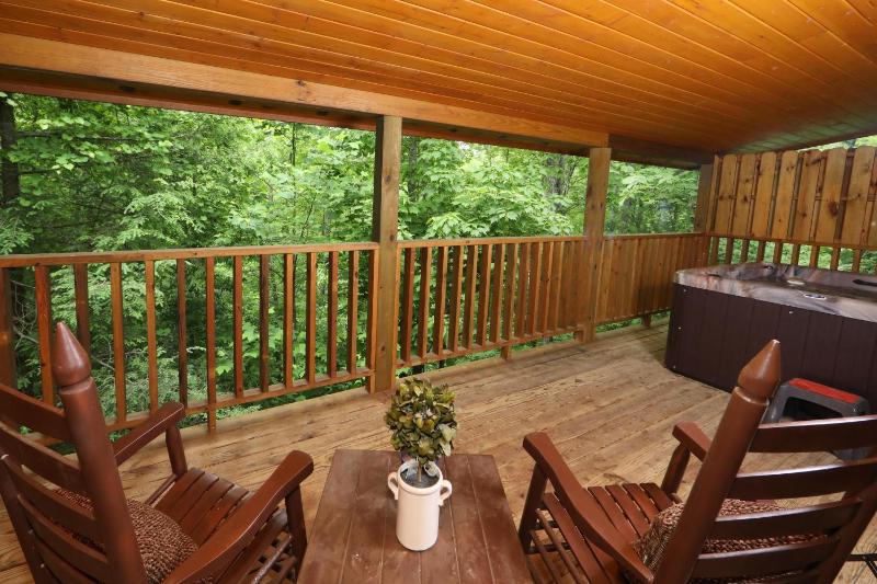 Chalet image 2