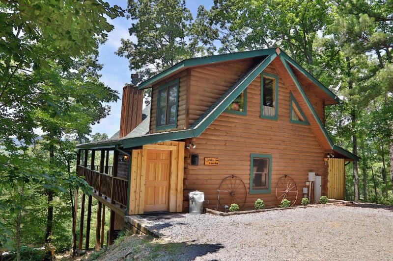 Horseshoe Hideaway - image 1