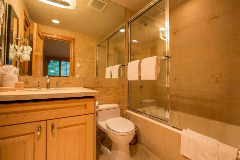 Three-Bedroom Apartment image 3