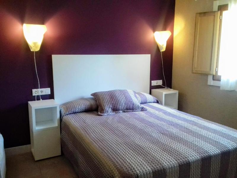 One-Bedroom Apartment (2 Adults + 1 Child) image 1