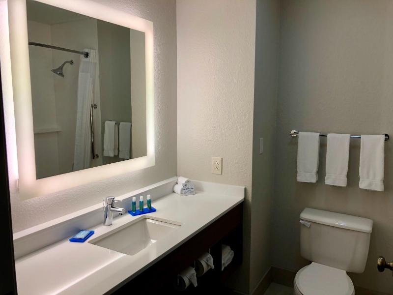 King Room image 2