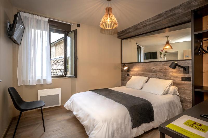 Superior Double Room image 1