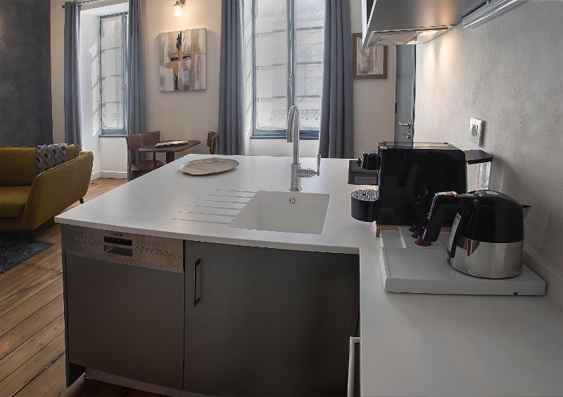 Apartment - Split Level image 3