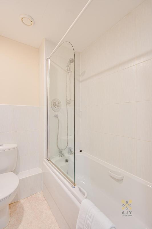 Two-Bedroom Apartment image 4