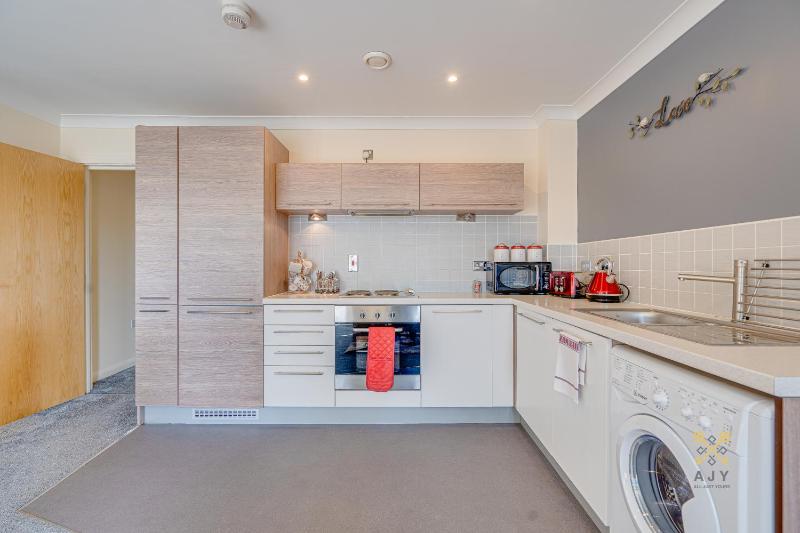 Mica Point City Centre Apartment - image 41