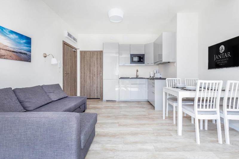 5 Mórz Sianożęty by Jantar Apartamenty Kołobrzeg - image 12