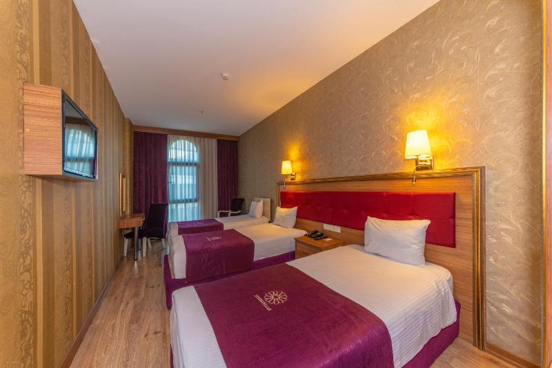 Triple Room image 1