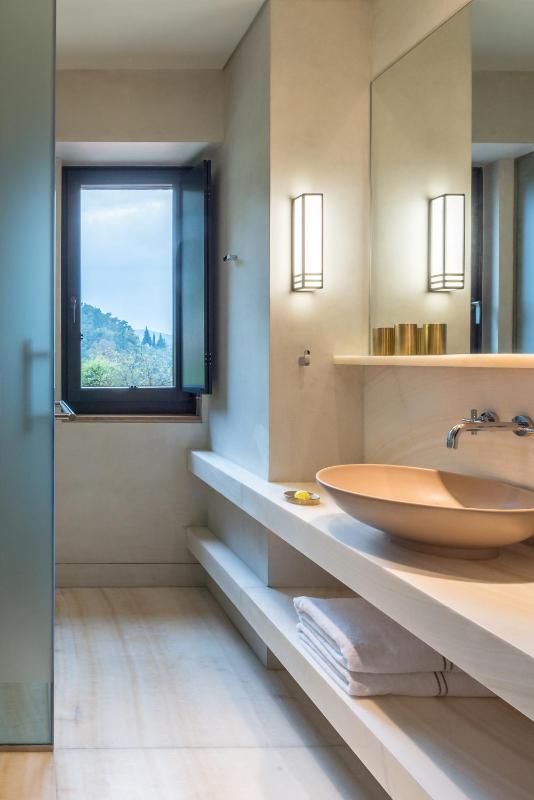 Byzantium Grand Suite  image 4