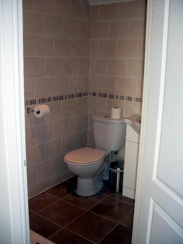 Standard Single Room image 4