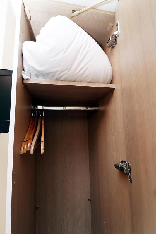 Double Room image 2
