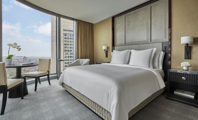Four Seasons Hotel One Dalton Street Boston - image 2