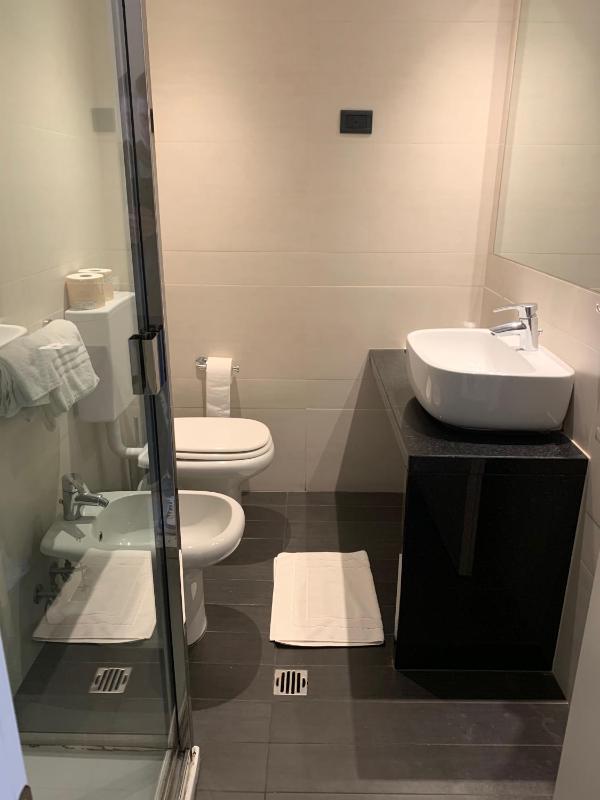 Double Room image 1