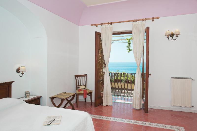 Albergo California - image 18