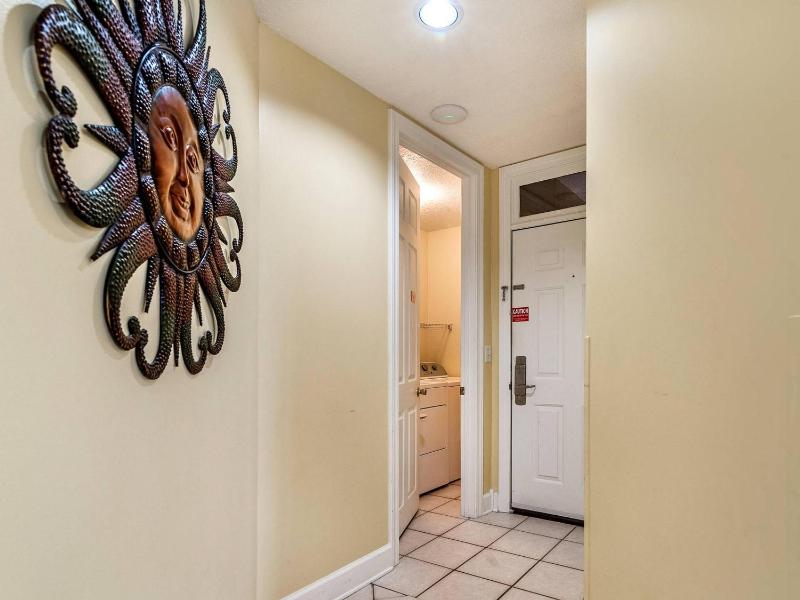 Three-Bedroom Apartment image 3