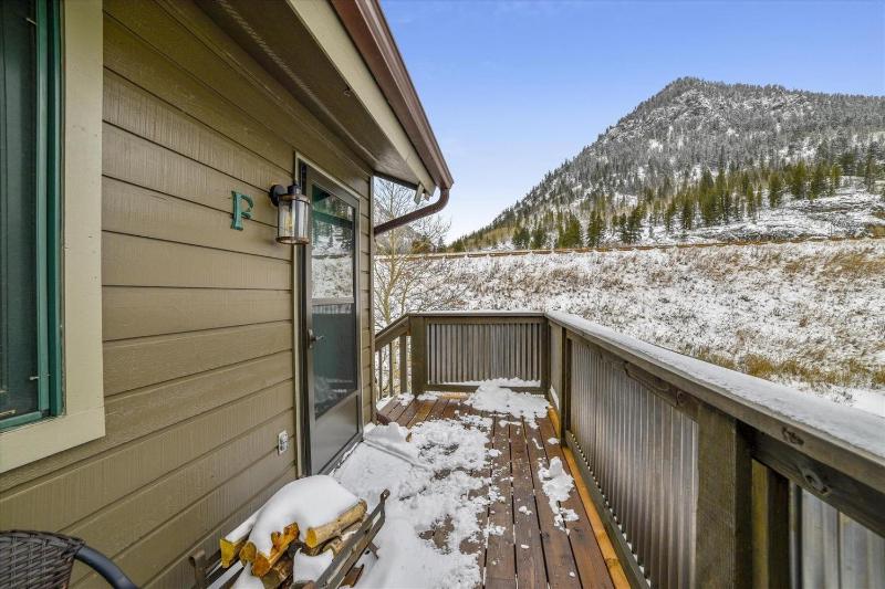 Two-Bedroom Apartment image 4