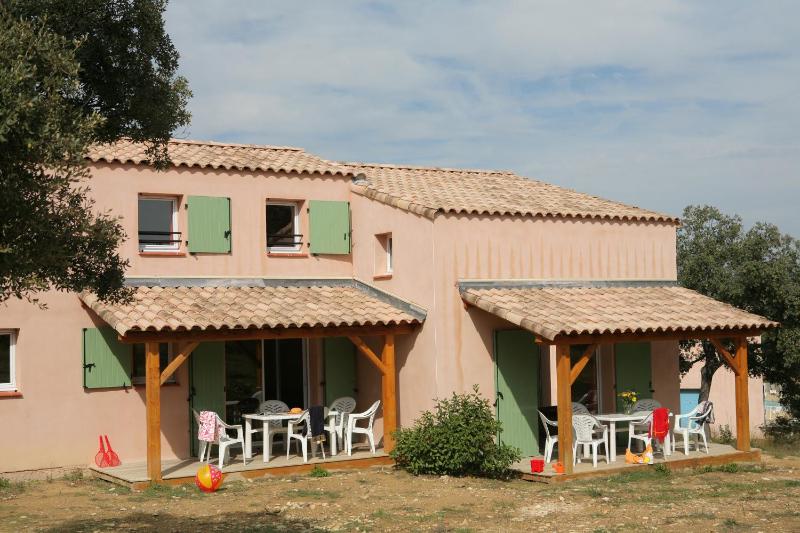Two-Bedroom house (6 persons) image 2