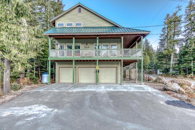 Six Bedroom house image 3