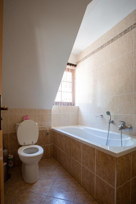 Holiday Home image 4