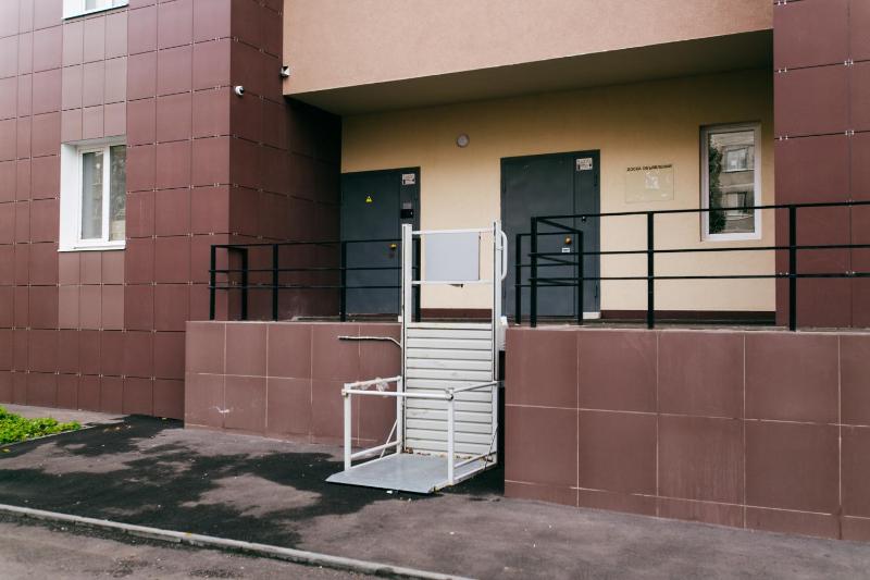 One-Bedroom Apartment image 2
