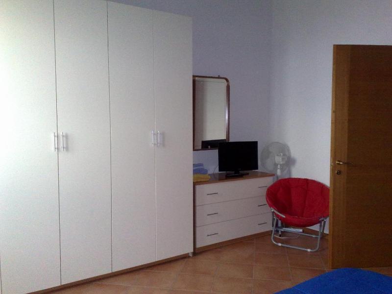 Double or Twin Room image 3