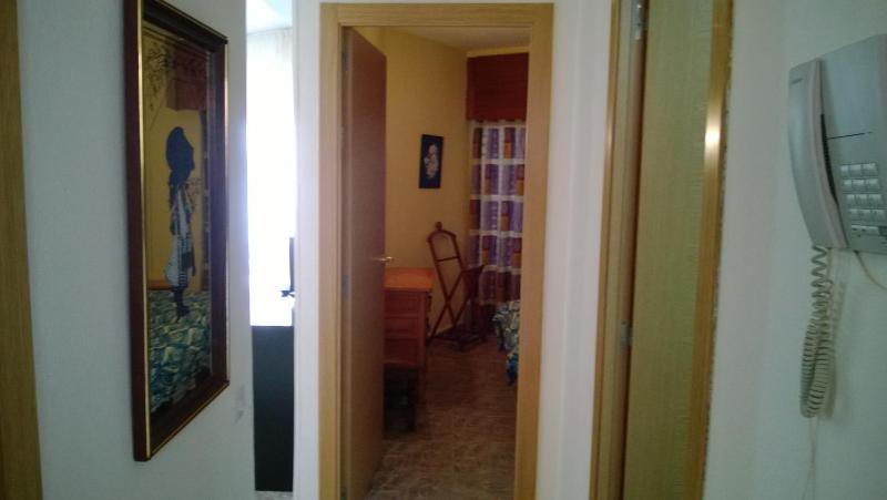 One-Bedroom Apartment with Lateral Sea View (2 - 4 Adults) image 4