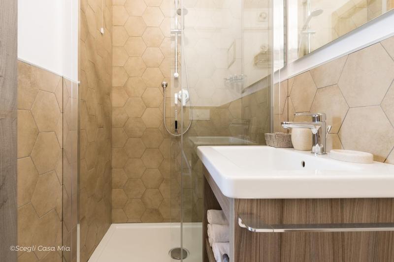 Suite image 2