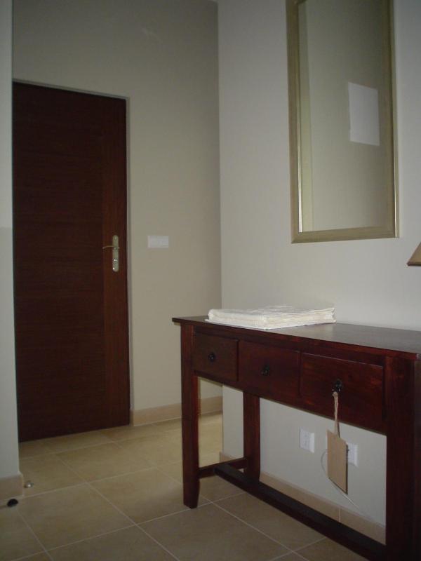 Apartment image 3