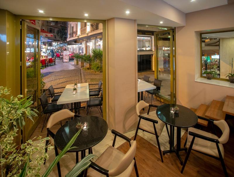Tan Hotel - Special Category - image 8