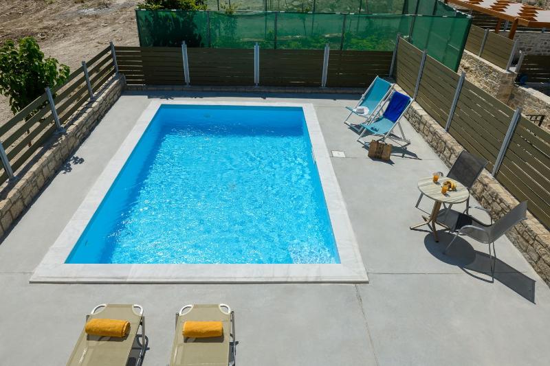 One-Bedroom Villa with Private Pool image 1