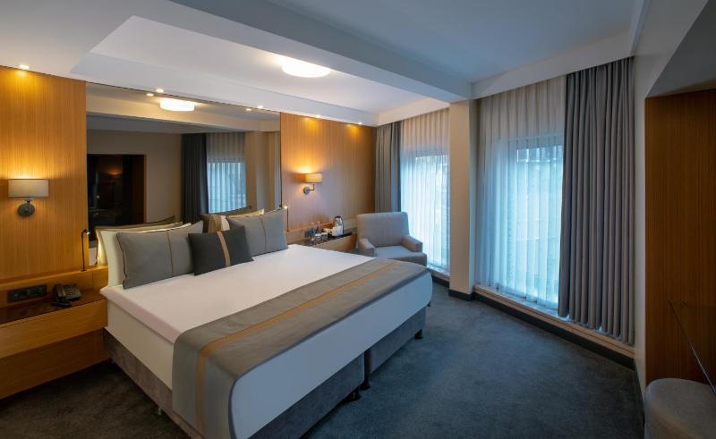 Tan Hotel - Special Category - image 12