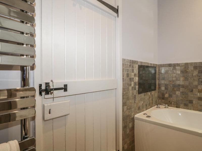 Stair Cottage - image 19