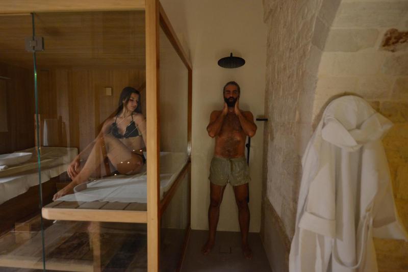 Deluxe One-Bedroom House with Sauna image 2