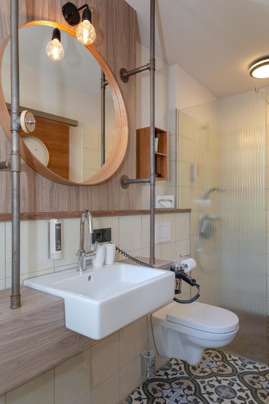 Double Room image 2