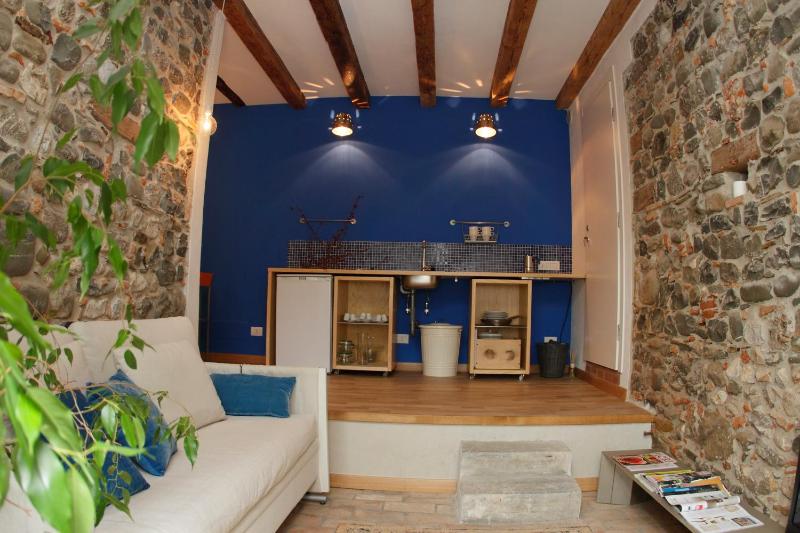 Queen Studio (2 Adults) image 4