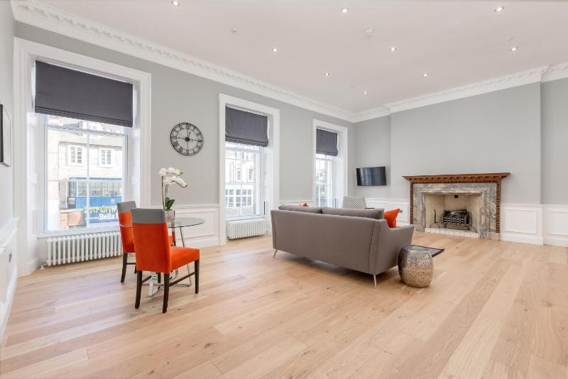 Deluxe Apartment image 4