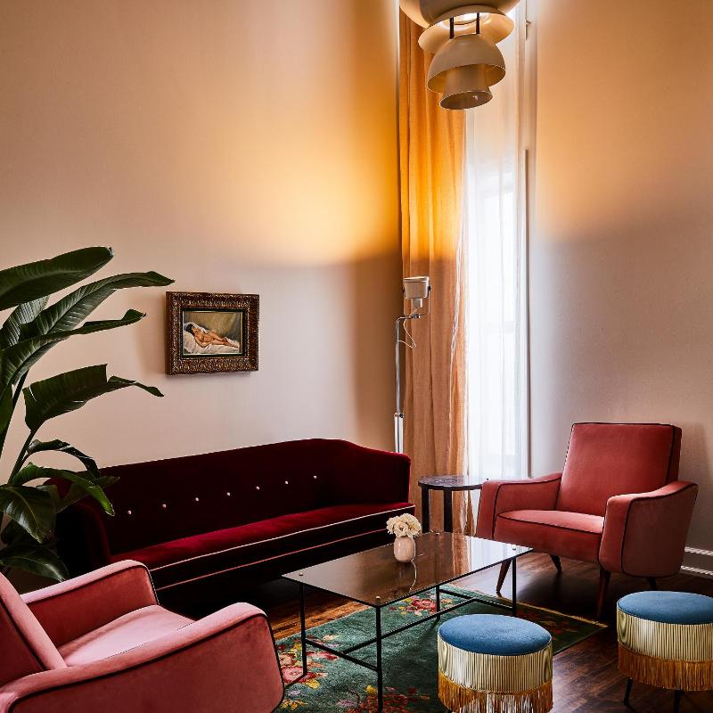 The Siren Hotel - image 11