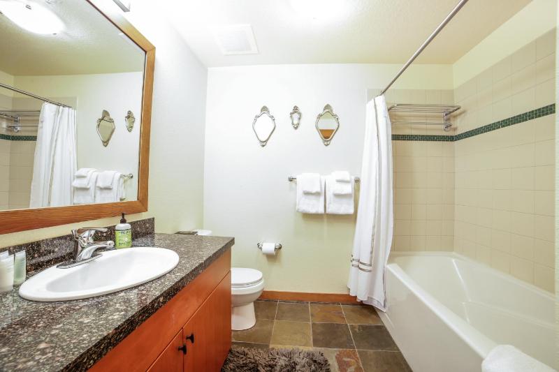 Apartment image 3