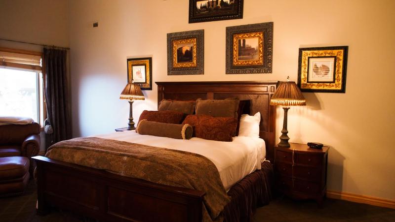 Park City Homes by White Pines Solamere - image 5