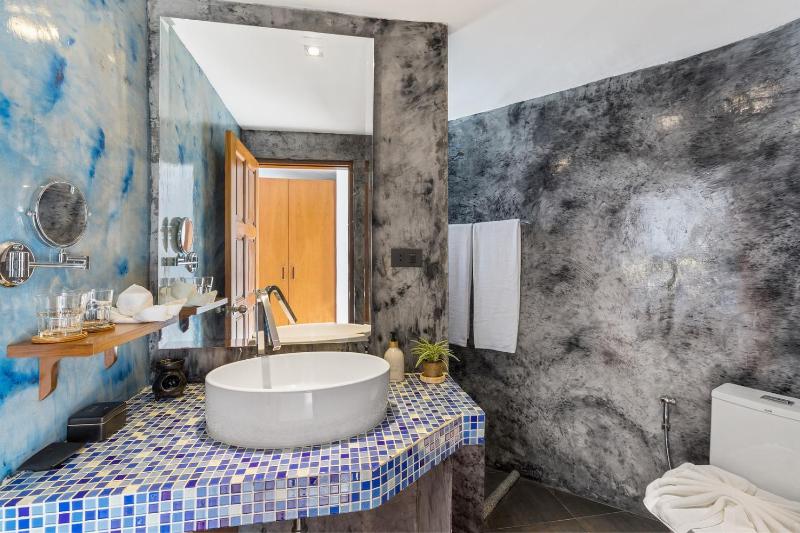 Beluga Boutique Hotel - image 21