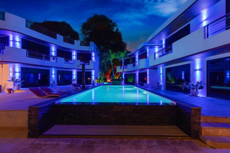 Beluga Boutique Hotel - image 9