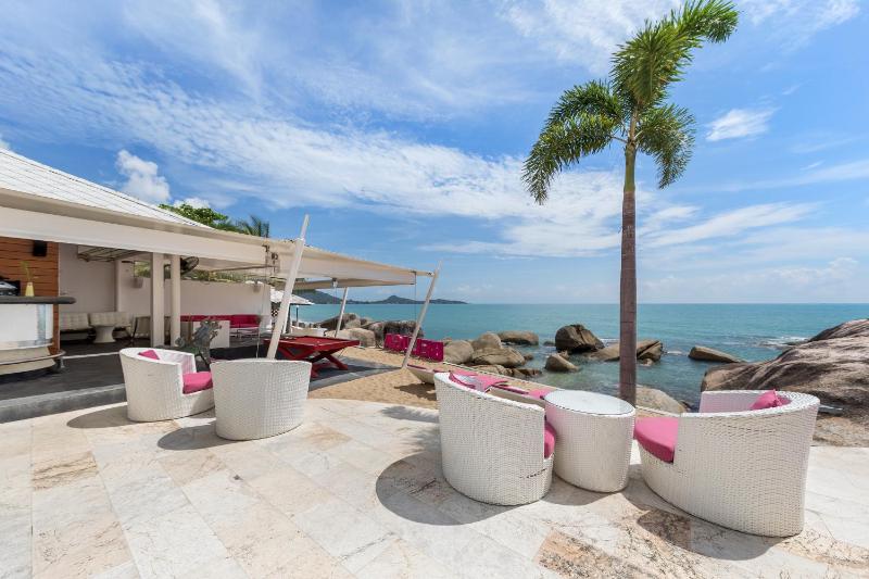 Beluga Boutique Hotel - image 1