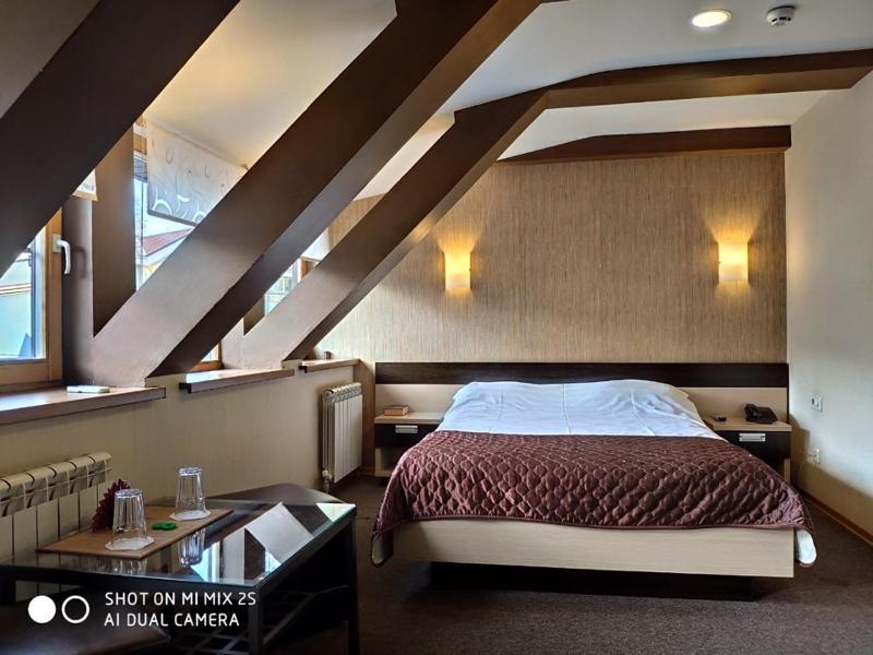 Economy Double Room image 1