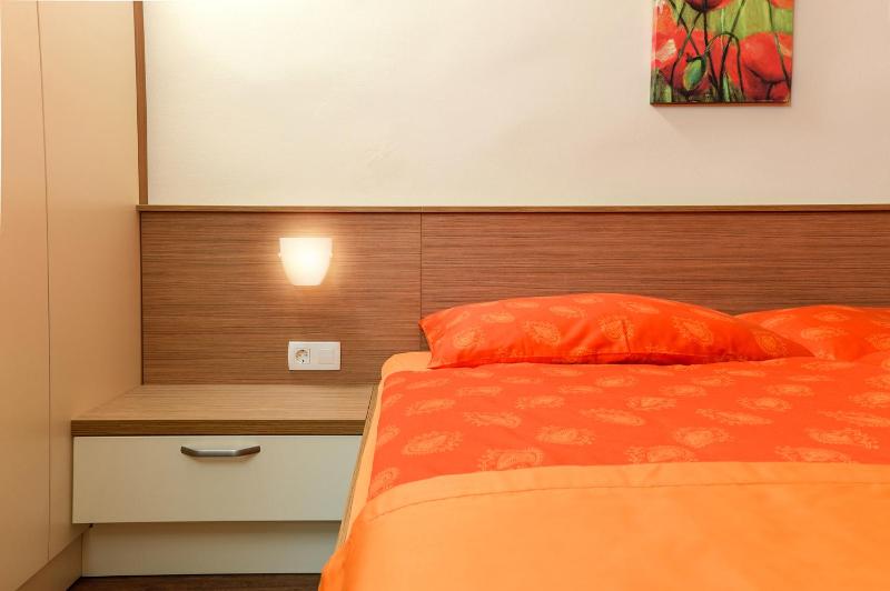 Double Room with Garden View image 4
